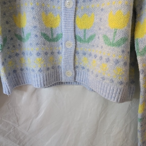 Jessica Simpson Knit Floral Cardigan Sweater Blue Yellow Tulips Size M NWT - Picture 6 of 16